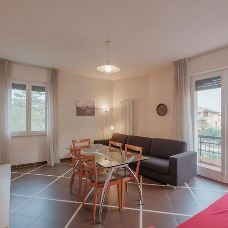 Aura Home Sirmione - 2 Bedrooms Apartment Экстерьер фото